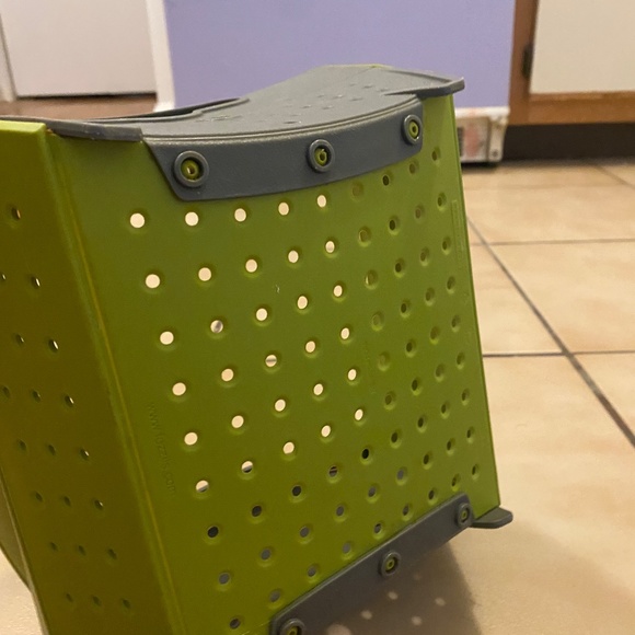 Fozzils flat snap basket for produce durable Think flat™ Mini Colander - Picture 4 of 6